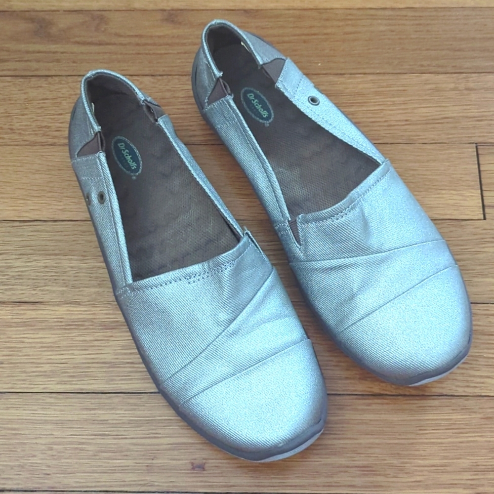 Gently used Metallic Canvas Flats - Size 8.5